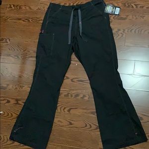 BNWT black and pink WonderWink Scrubs